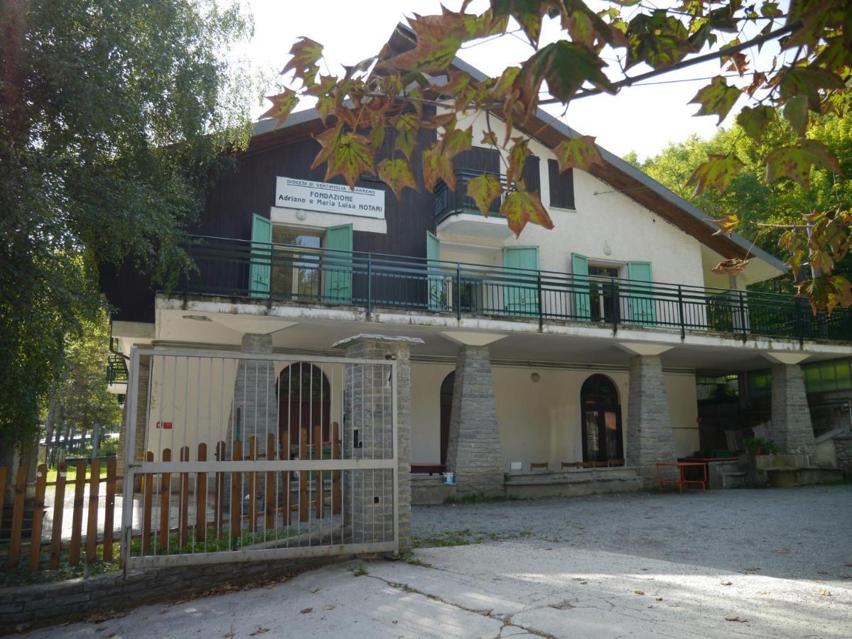 La Casa Via Del Sale Hostel Limone Piemonte Exterior photo